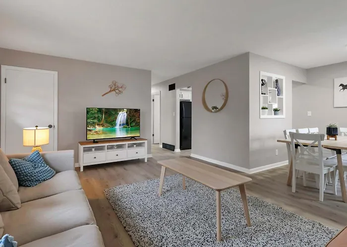 The Berkeley Bungalow Great For Extended Stays